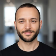 Alex Vale